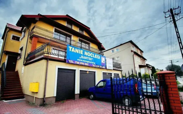 Tanie Noclegi Bartek 2