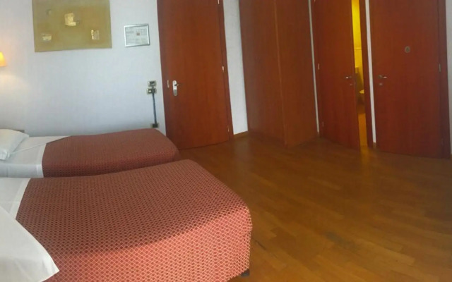 West Florence Hotel