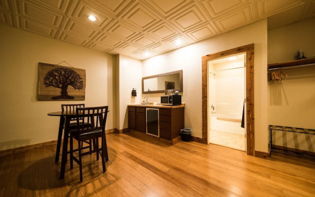 The Walnut Street Inn