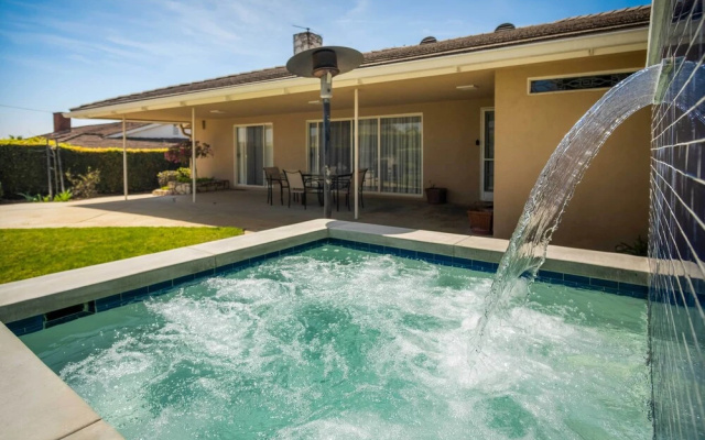 Los Angeles Suite ~ 12 Mi From Downtown!