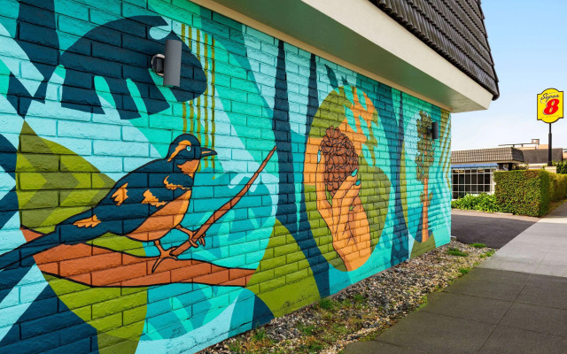 Super 8 by Wyndham Eureka