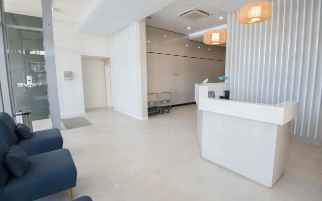 Verve on Cotton Tree