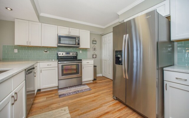 Emerald Towers 206 - 1784246