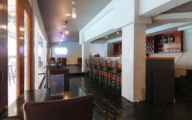 Arzo Hotel Manila