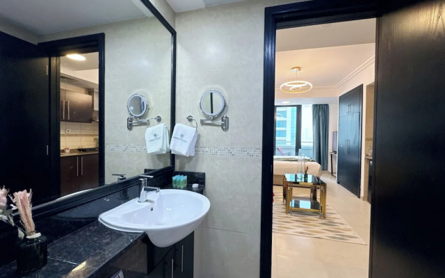 Cosmos Living Charming Studio With Balco