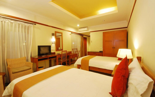 Yulia Beach Inn Kuta