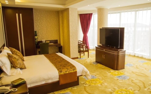GreenTree Eastern Changchun FAW West Station Hotel