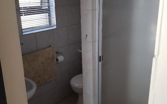 360 Eastwoods Guesthouse