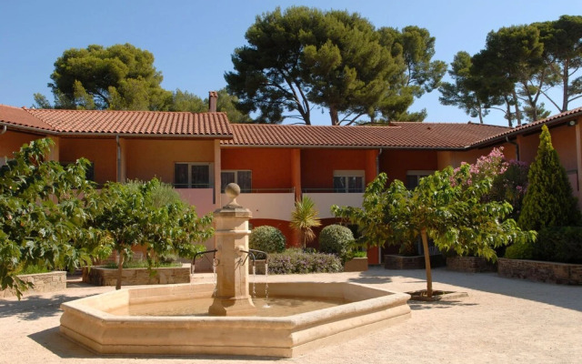 Azureva La Londe Les Maures
