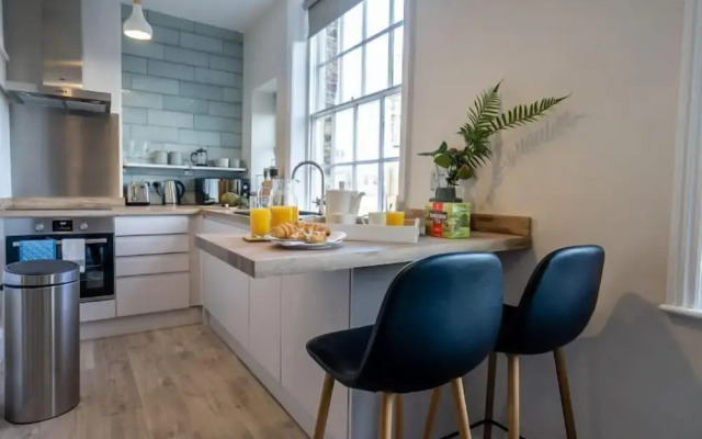 Riverside City Loft Apartment