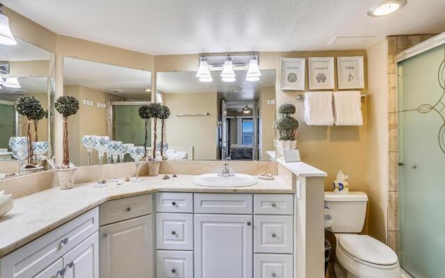 Land's End 9-403 Beach Front - Premier