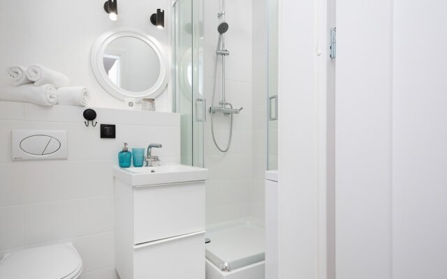 Stępińska Apartment Warszawa by Renters