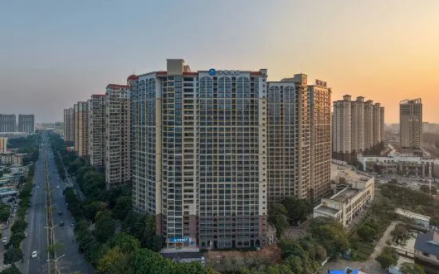 HanTing Hotel (Foshan Midea Headquarters)
