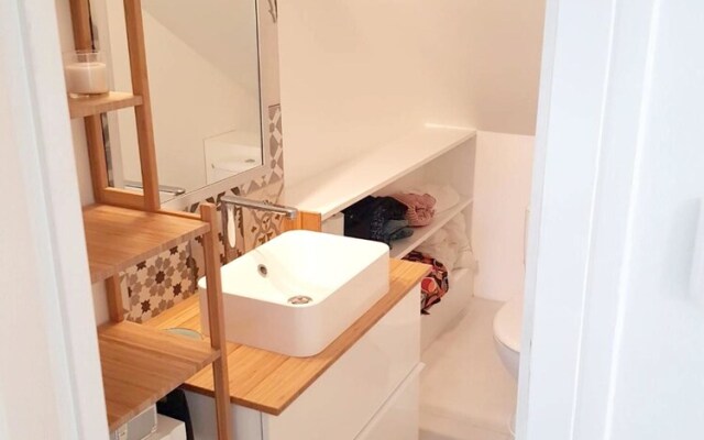 Apartment With one Bedroom in Cavalaire-sur-mer, With Pool Access and