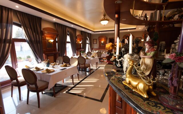 Xavin Wellness Hotel & Restaurant