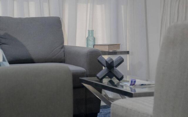 Downtown 1br Cozy Stylish Sleeps4wifigymjacuzzi D7