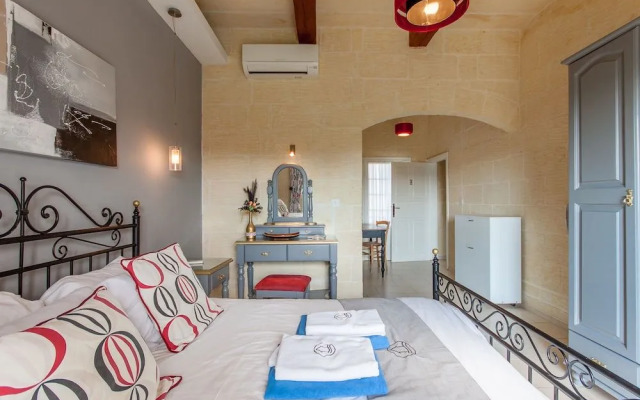 Twilight Gozitan Farmhouse With Pool