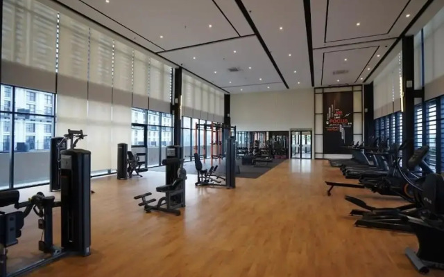 Mossaz by Manhattan Group