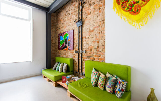 ZEN Rooms Mena Barreto