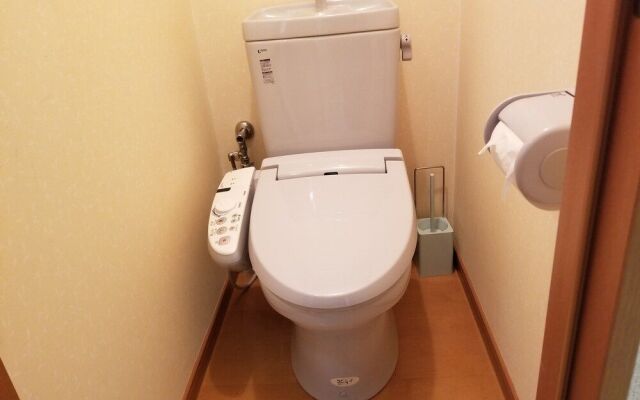 Hosei Apartment 101