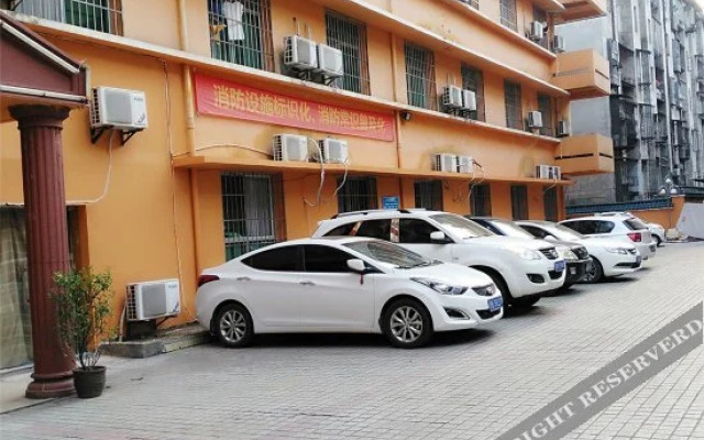 Junjia Youth Hotel (Nanmenkou Yugutai Branch)