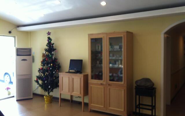 Shanghai Home Inn - Century Park
