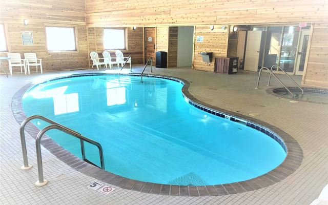 Super 8 by Wyndham Shakopee