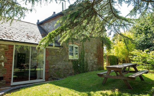 Courtyard Cottage