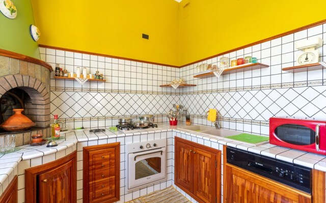 2981 Villa Colle Iris by Barbarhouse