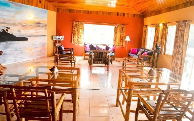 Le Mer Ocean Front Villas
