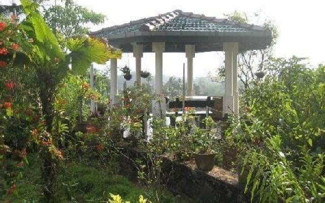 Spica Holiday Home