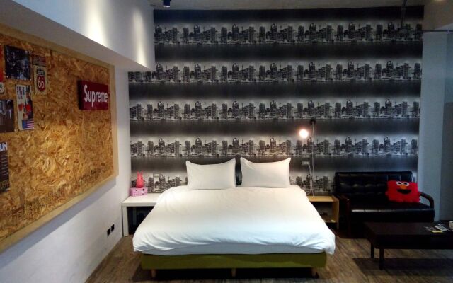 Sleep In Guest House