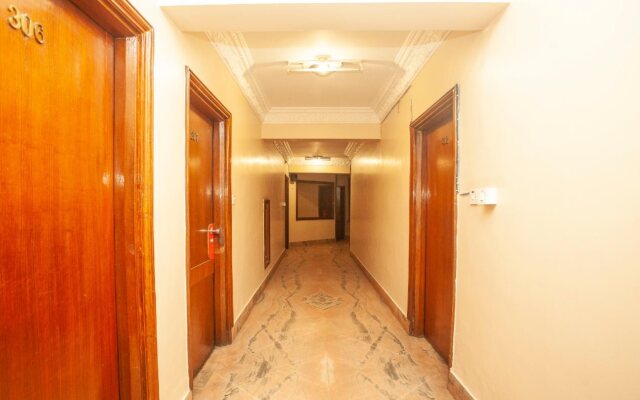 OYO 217 Shiva Tirupati Hotel
