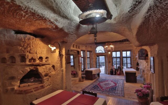 Urgup Evi Cave Hotel