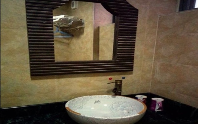 阳朔西街时间客栈 – Bathroom – Guilin