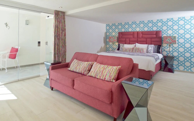 Three Palms (Adults only)