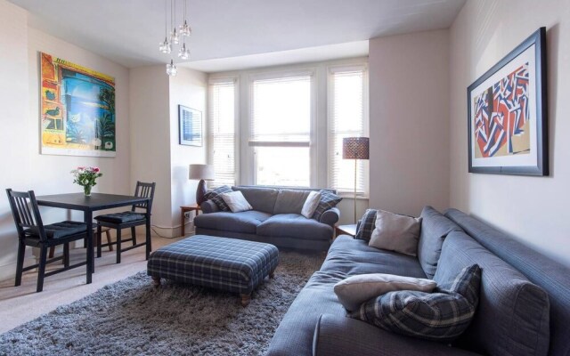Beautiful 2BD Flat in West Didsbury