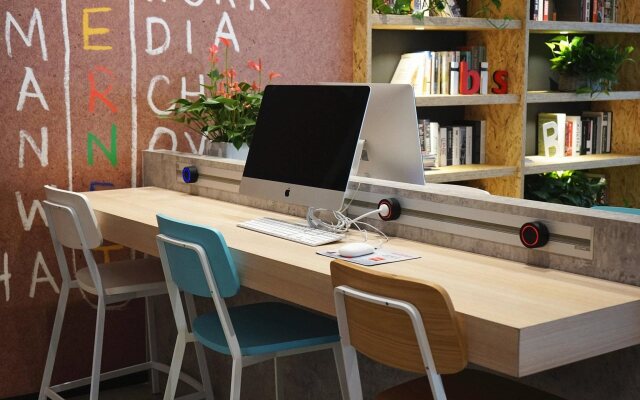 ibis Shanghai Lianyang