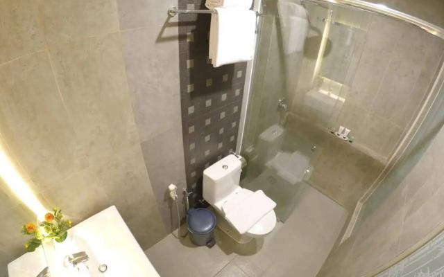 Biz Boulevard Hotel