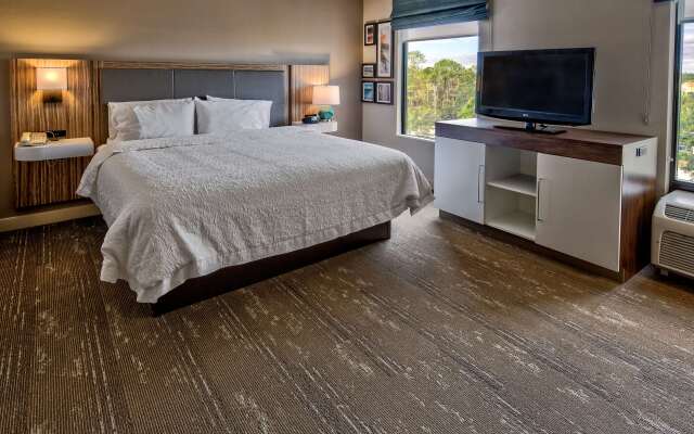Hampton Inn & Suites Fort Myers-Estero/FGCU