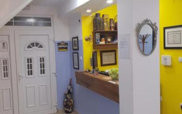 Apartments & rooms Left River