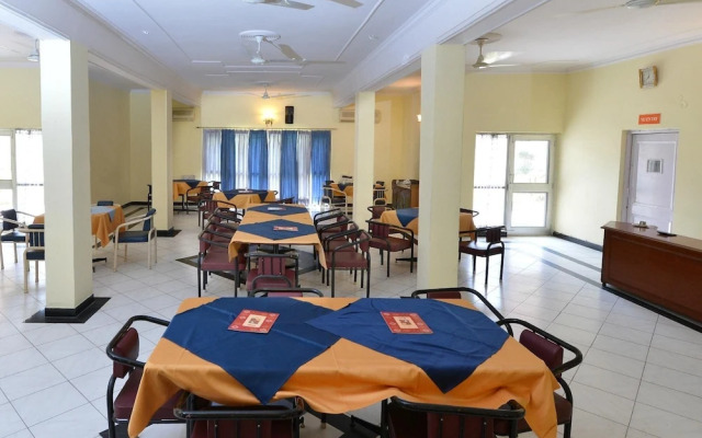 Neelkhanthi tourist resort