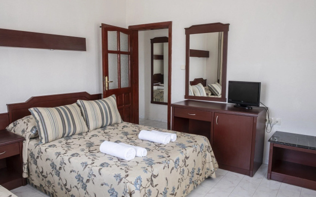 Ulas Hotel