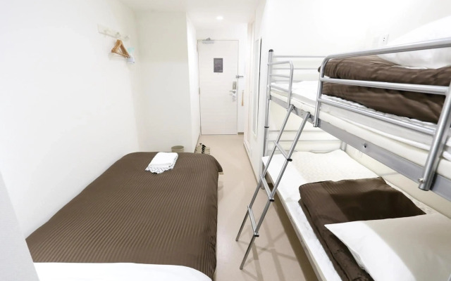 Oak Hotel Edo - Hostel