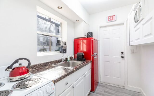 Hidden Gem in South of Fifth Retreat