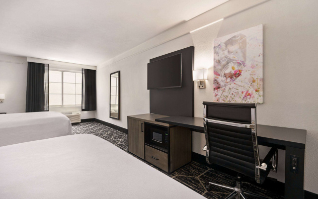 La Quinta Inn & Suites by Wyndham Hesperia Victorville