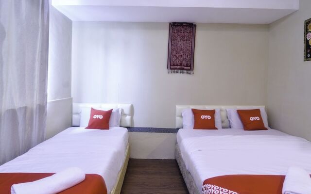 Oyo 44017 Lc Premium Stay