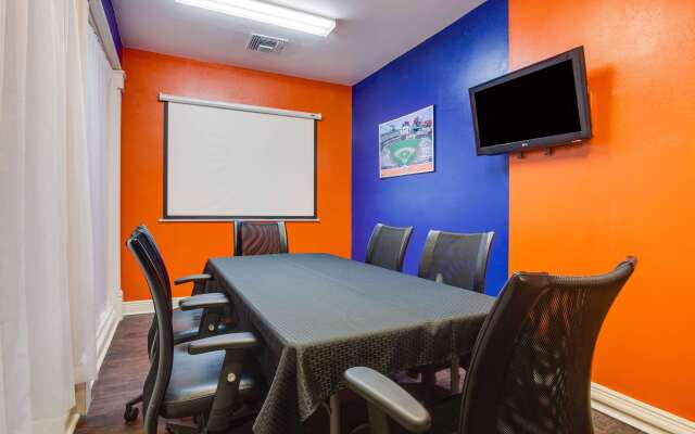 Mainstay Suites at PGA Village