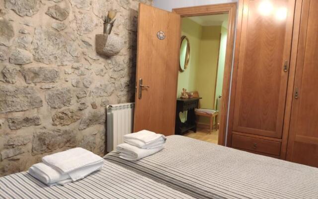 Alojamiento Rural URGAIN I y II