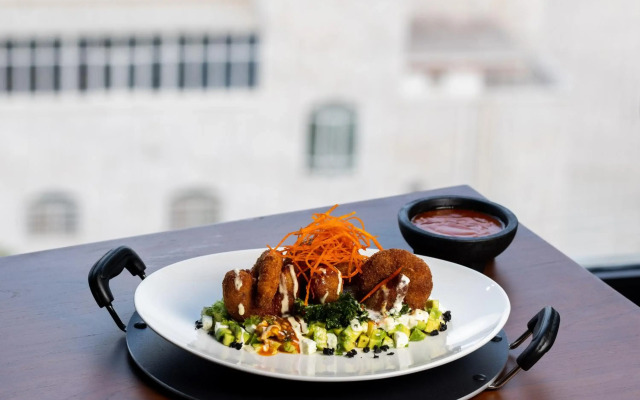 Al Falaj Hotel